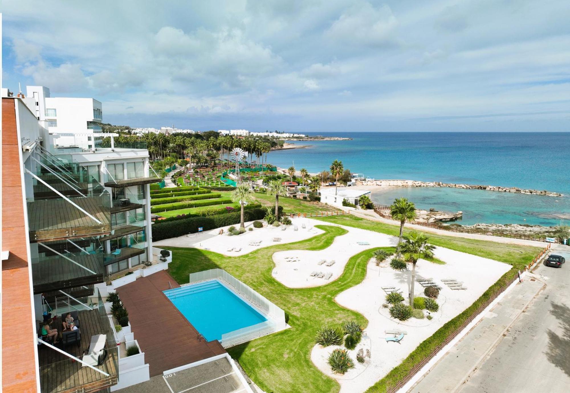 Apartment Josephine - Beachfront Протарас Экстерьер фото